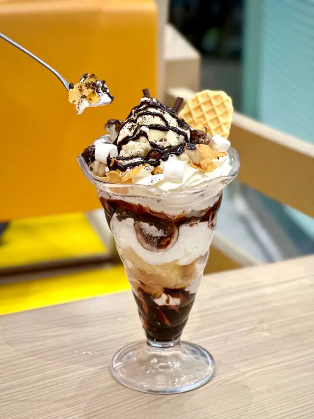 朱古力自家製芭菲