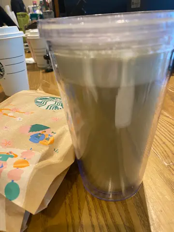 海盐焦糖开心果燕麦奶