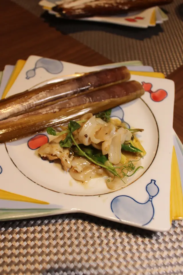 鐵板燒蟶子皇 配 文也汁