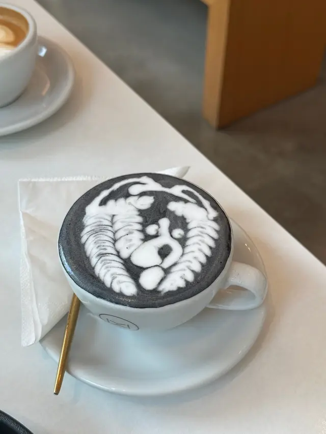 Black  Sesame  Latte