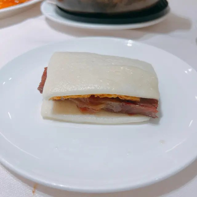 個蜜汁火肪有點溫度太濃，有點吃不來