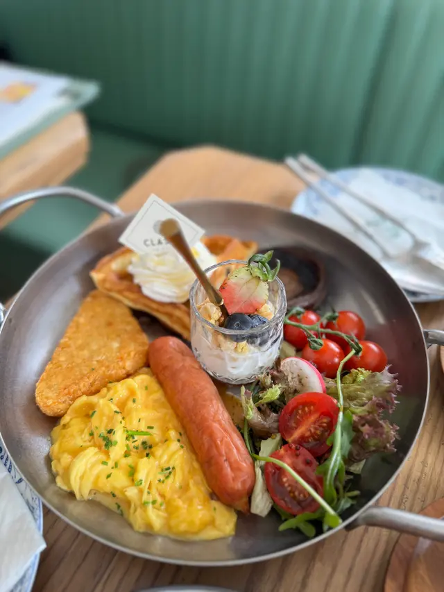 Full French Breakfast
