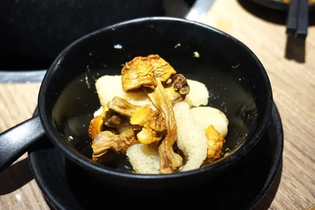 竹笙、姬松茸、