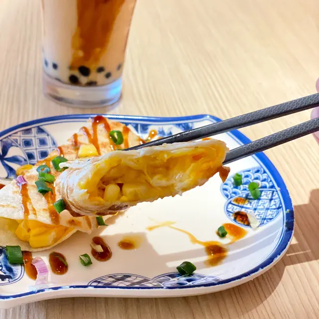 逢甲玉米起司蛋餅