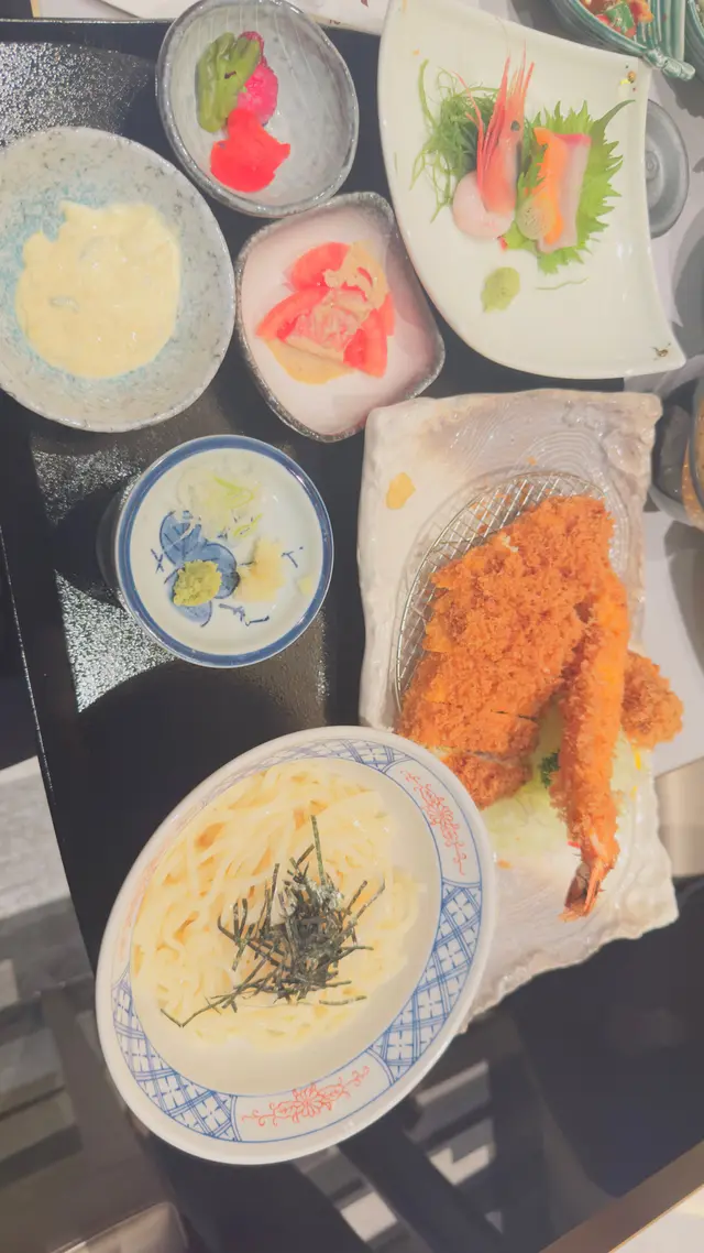 午餐set 蠔、蝦、豬排，凍烏冬