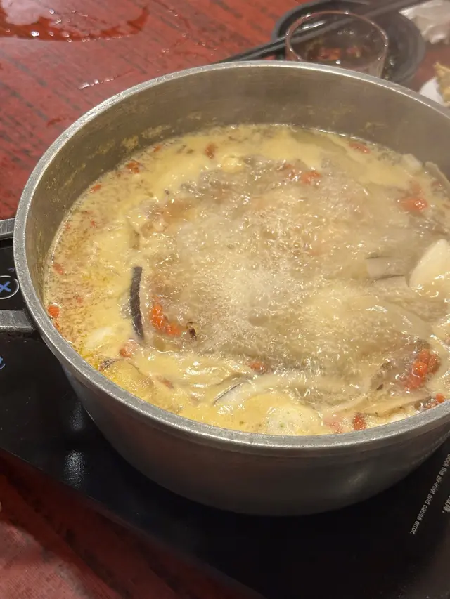 沙參玉竹椰子雞煲