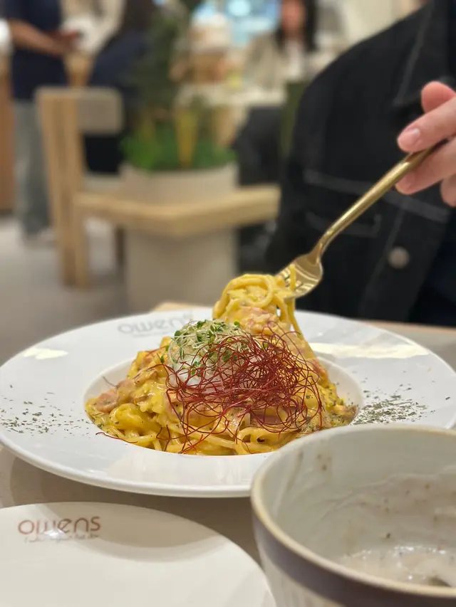 日本63度溫泉蛋卡邦尼意粉