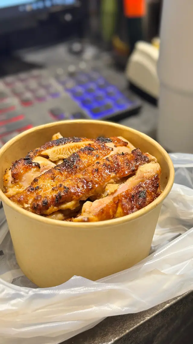 皮脆肉多汁，超高質丼飯