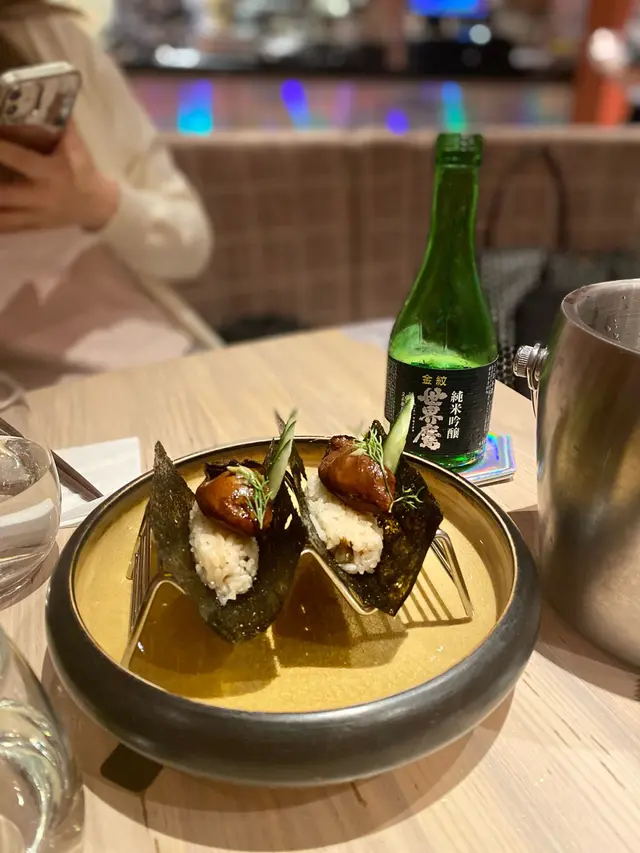 勁好食吾誇張😋醬汁好帶到牡蠣既甘甜，加上微燒帶啲焦香味
