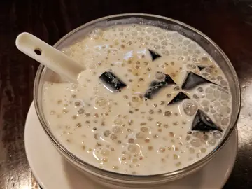 椰奶西米凉粉