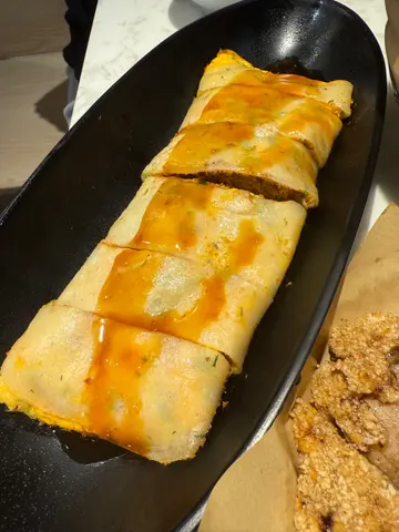 芝士肉鬆蛋餅