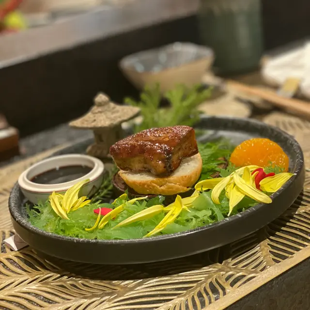 香煎鵝肝伴自家制醬汁