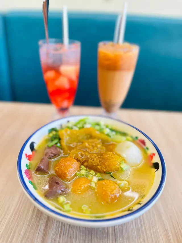 豬皮蘿蔔魚蛋麵