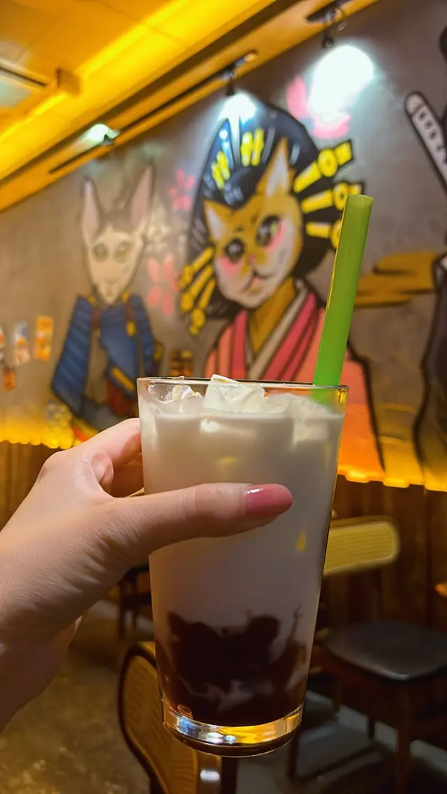 超抵牛舌丼仲有任飲放題👍🏻