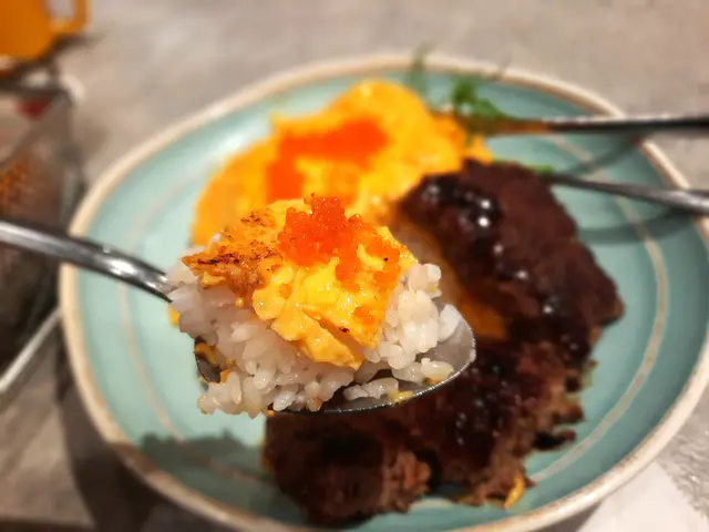 照燒安格斯純牛漢堡蛋包飯 