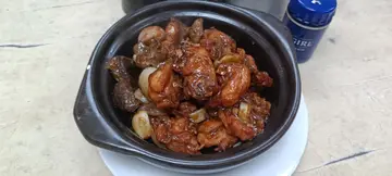 啫啫滑雞煲