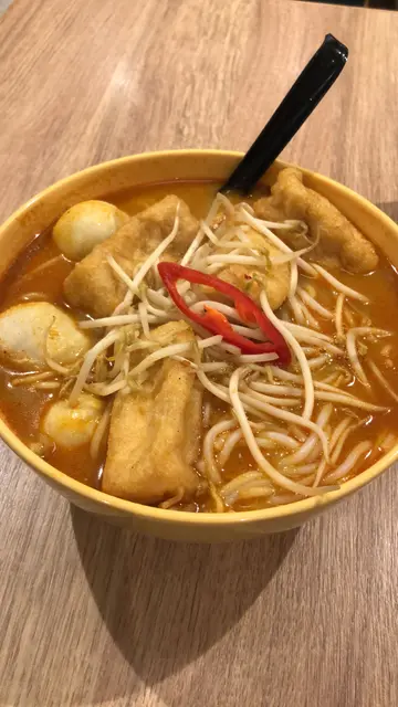 咖喱汤豆卜鱼蛋米线