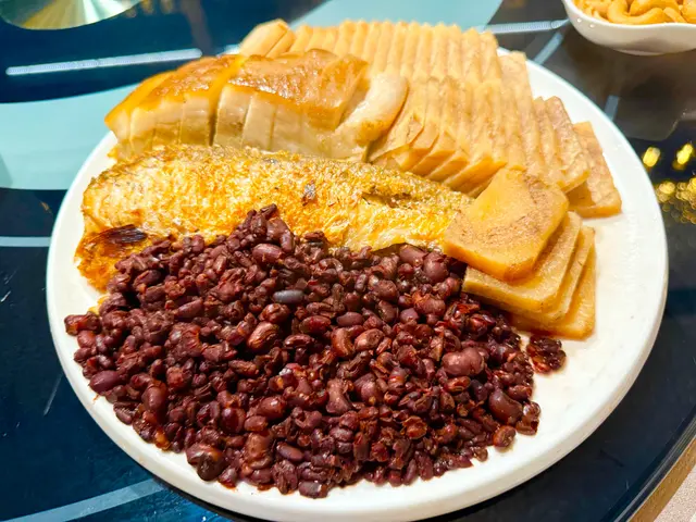 赤小豆鯪魚豬㬹湯