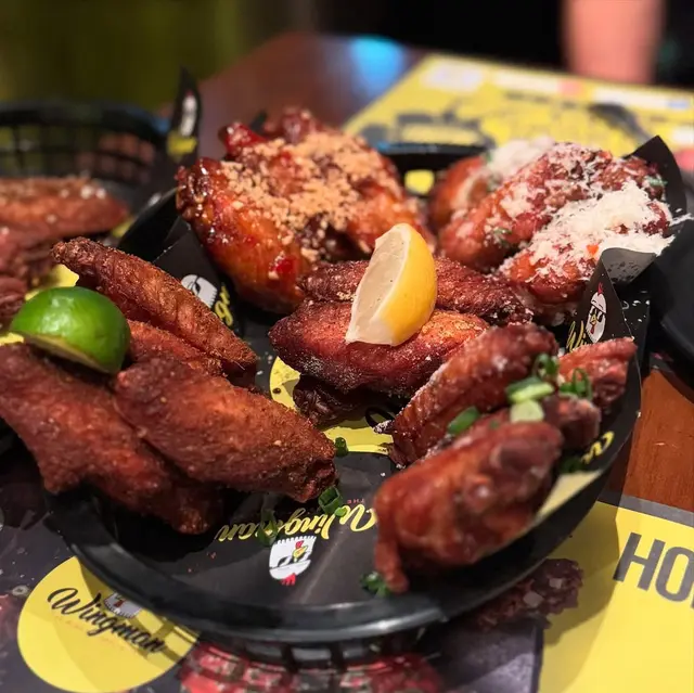 任食10款雞翼+ 任飲汽水 