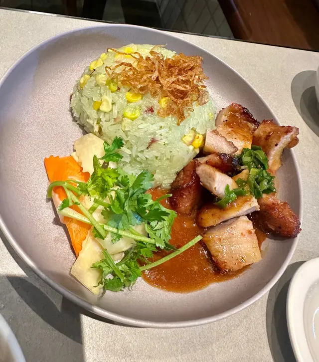 豬頸肉糯米飯，