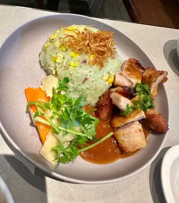 豬頸肉糯米飯，