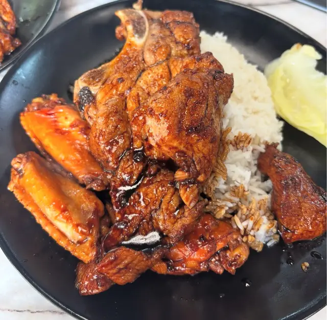 環境好一般的，喺公廁旁邊，建議視察咗實際環境再決定堂食定外賣