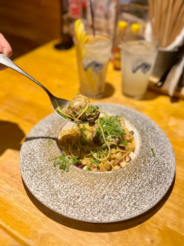 蒜香辣椒牡蠣八爪魚意粉