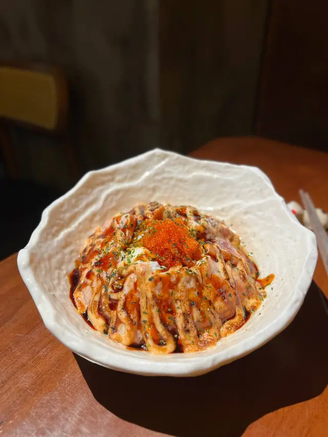 火炙熔岩三文魚丼