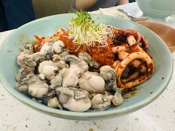 超夯海鲜综合盖饭