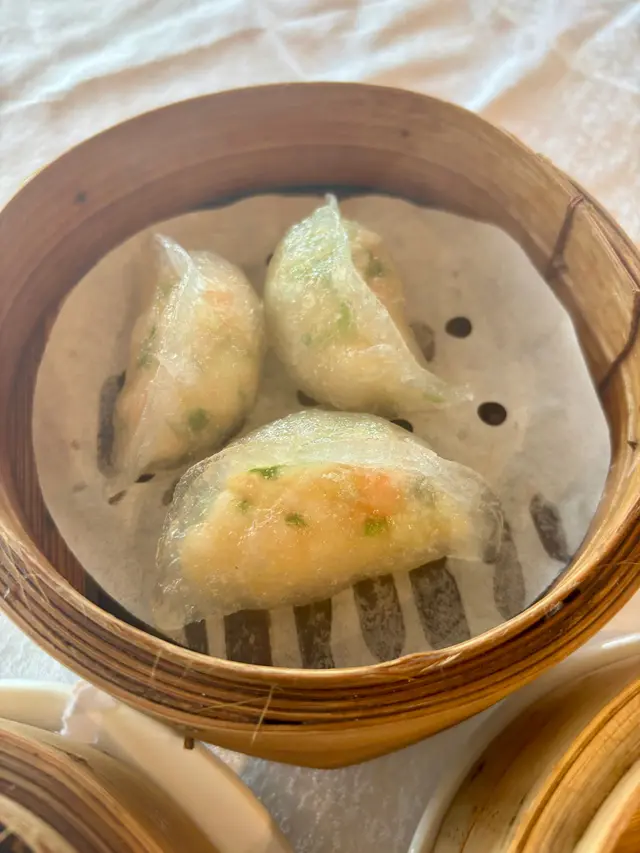 香茜芹菜鮮蝦餃