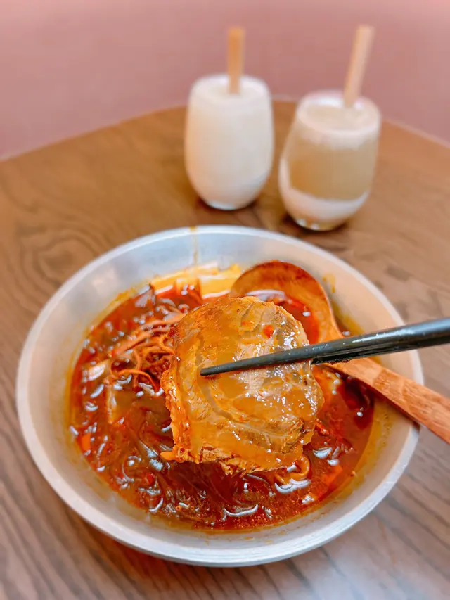 麻辣牛肉麵