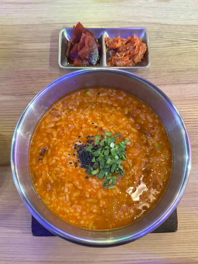 味道很濃郁, 不過章魚有點少