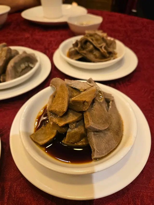 六小福-豬脷、粉腸、豬肚