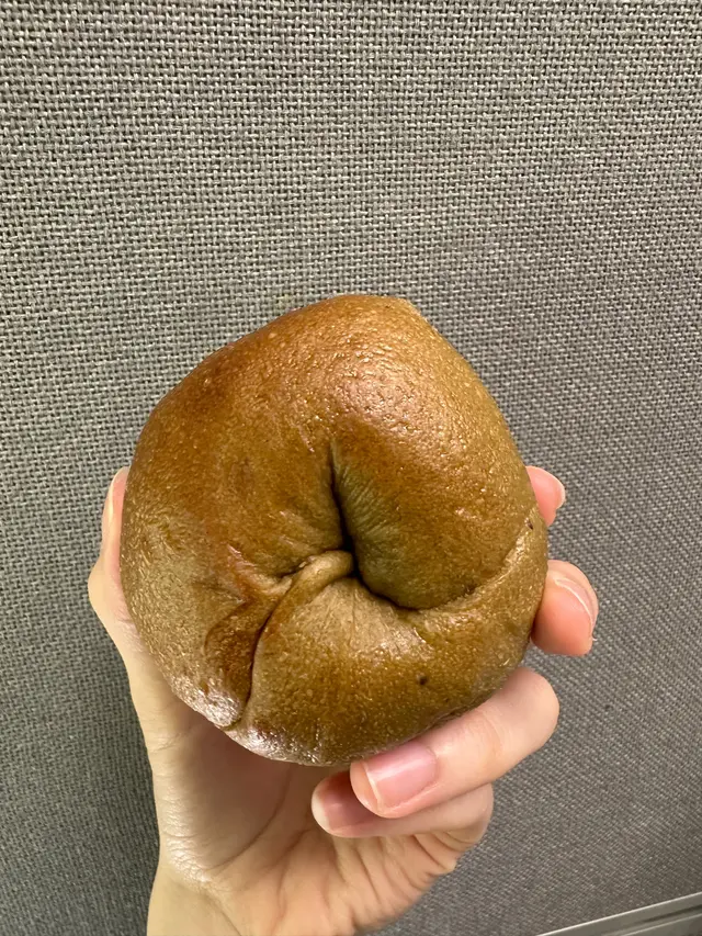 焙茶麻糬bagel