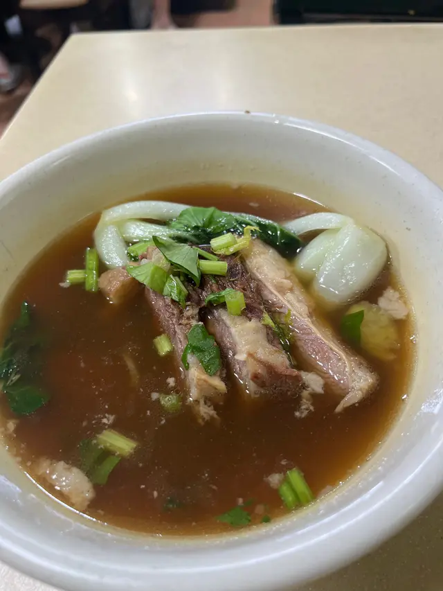 牛腩飯