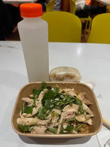 芫手撕鸡肠粉