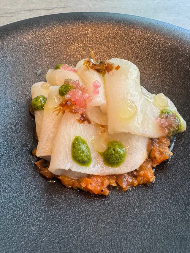 意式香辣鮮魚片配秘製XO醬