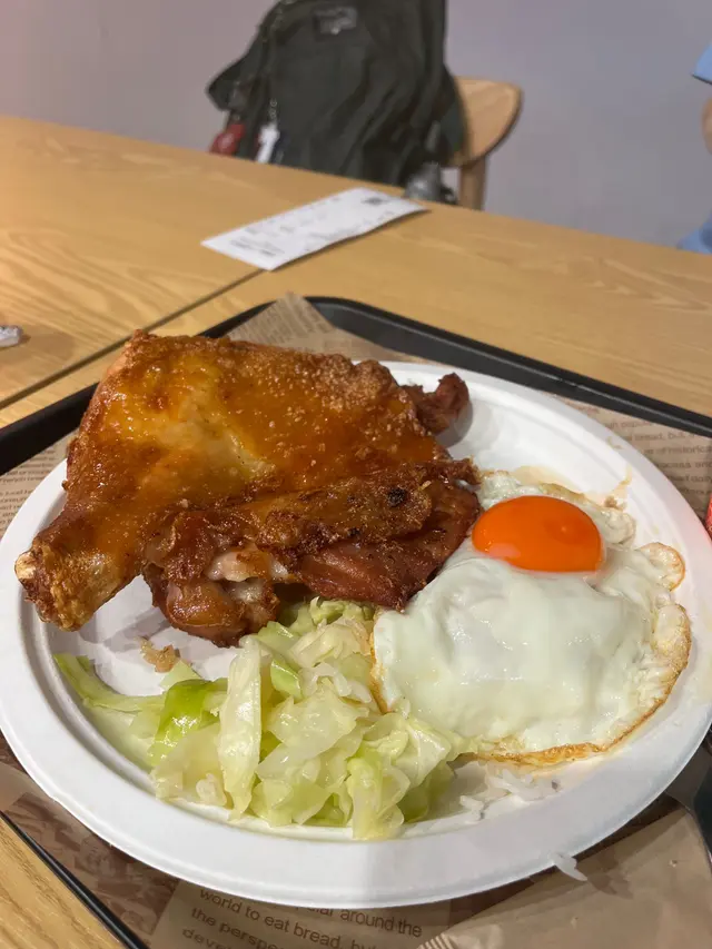 生炸髀煎蛋飯