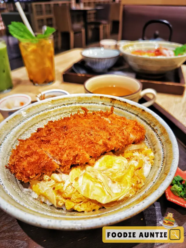 吉列豬扒滑蛋丼