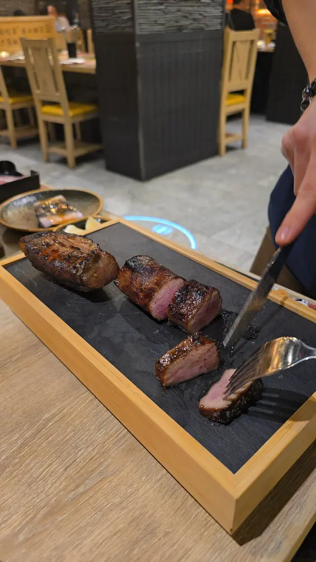 極 厚切檸檬牛舌