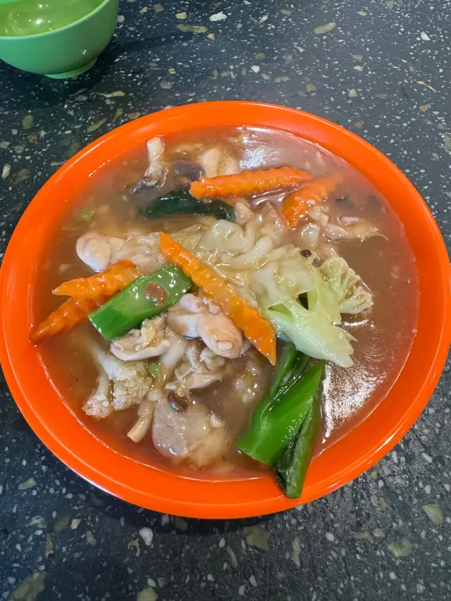 濕炒雞肉河粉