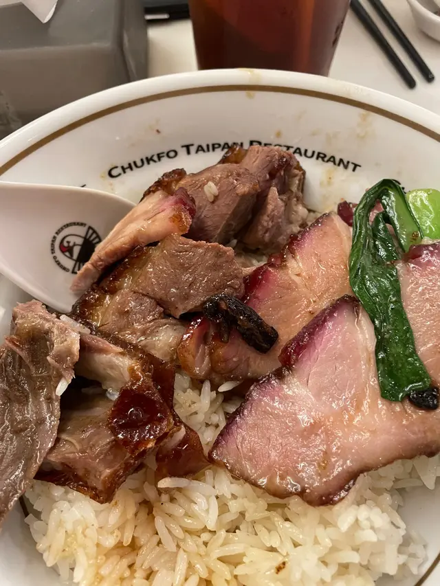 變得份量少同埋質素下降嘅叉燒燒鵝飯