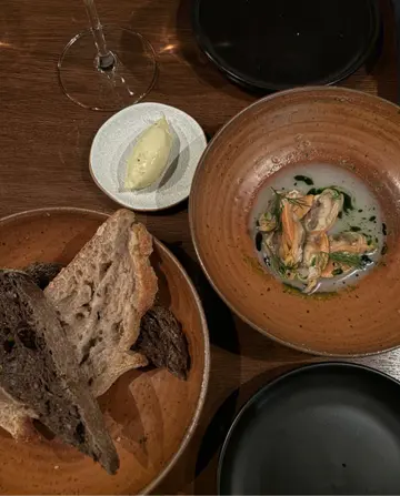 Aritisinl Bread | Marinated Clams