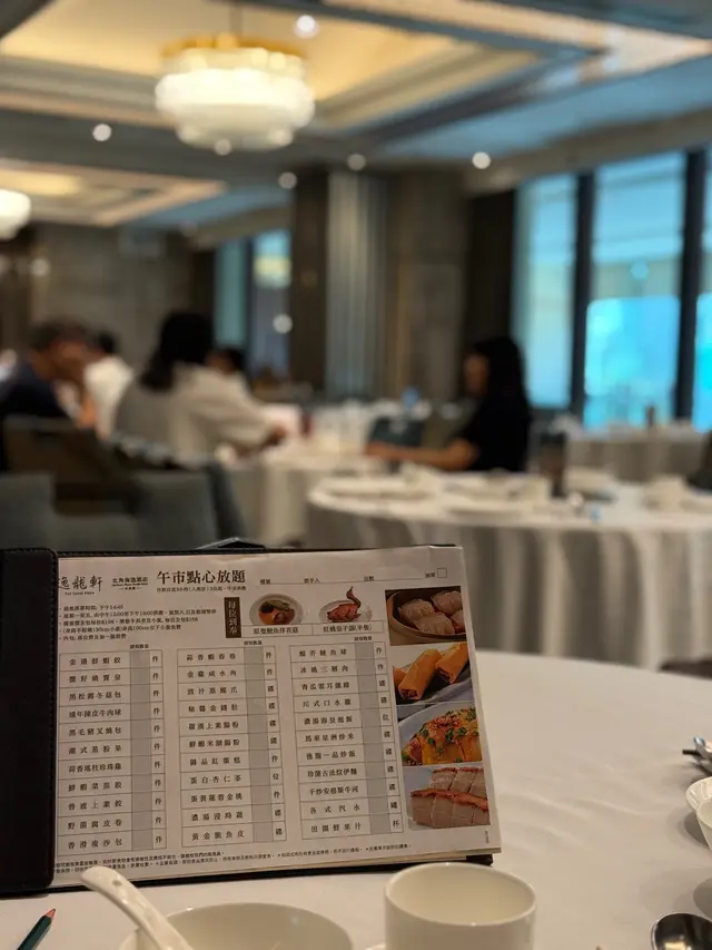 唔算勁多,但都好足夠,都試唔晒所有野
但小家庭飲茶平時最多叫到4-5樣,呢個點心放題係正既