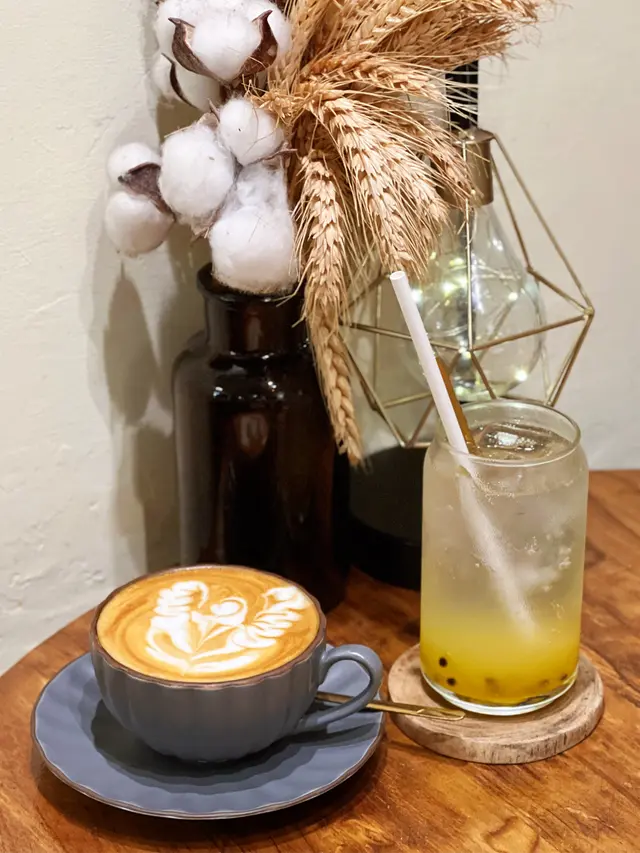 Latte & Passion Fruit Soda