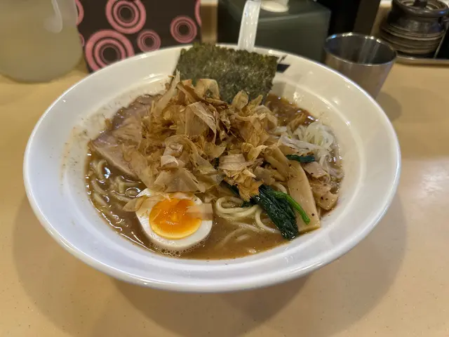 鰹魚味豚骨拉麵