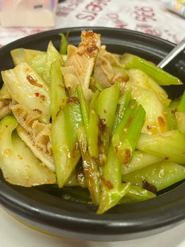 XO醬爆牛柏葉