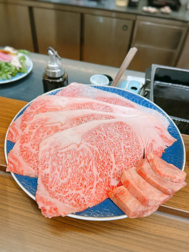 仙台A5降霜和牛西冷、厚燒牛舌