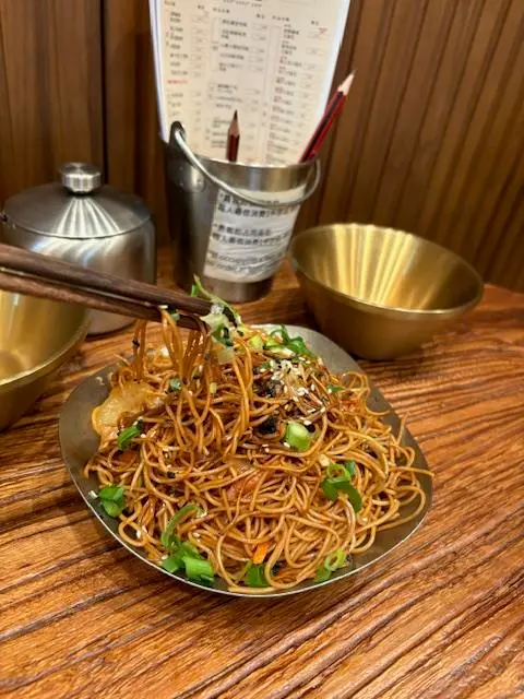 黑松露炒麵