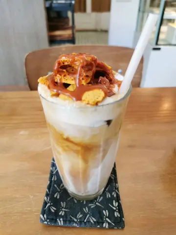 脆焦糖拿鐵 Cramble Latte